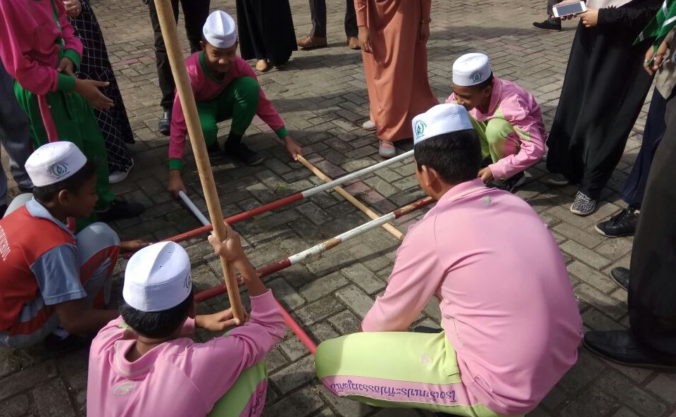 Siswa Thailand Antusias Mengikuti Kegiatan Hizbulwathan di Labschool FIPUMJ