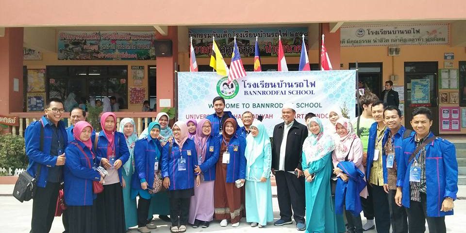 Labschool FIP UMJ Goes To Thailand
