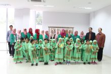 PERFORMANCE TK LABSCHOOL DALAM ACARA ORIENTASI PG-PAUD FIP UMJ