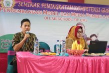 GURU KB TK SD LAB SCHOOL FIP UMJ IKUTI PELATIHAN