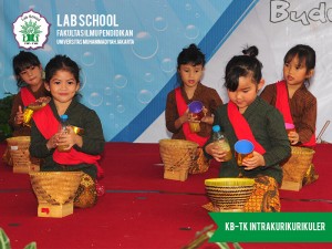 INTRAKURIKULER-KB-TK-FIPUMJ-TARI-TRADISIONAL